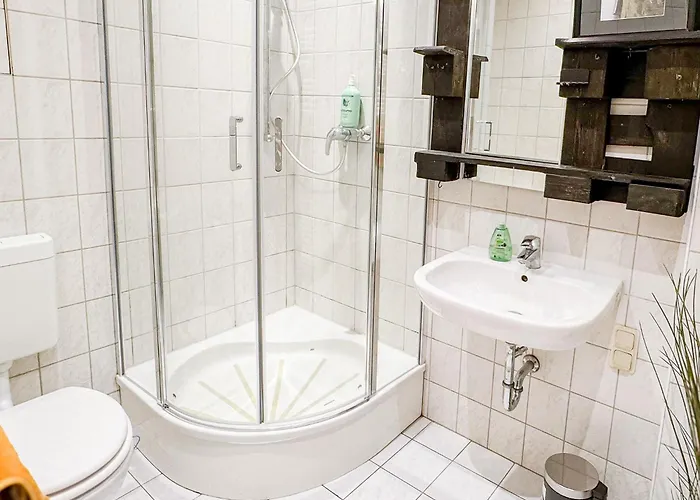 Geraeumig, Ruhig, Kueche & Kostenlos Parken Apartament Erfurt