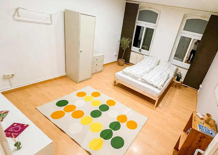 Apartament Geraeumig, Ruhig, Kueche & Kostenlos Parken