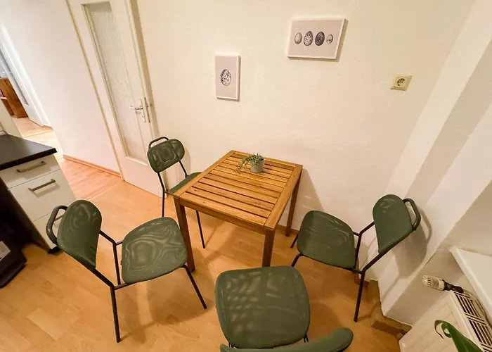 Geraeumig, Ruhig, Kueche & Kostenlos Parken *